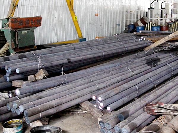 鋼材存放倉(cāng)庫(kù)